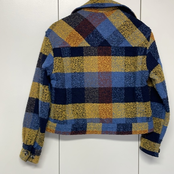 RD Style Cropped checked Shacket - Picture 4 of 6